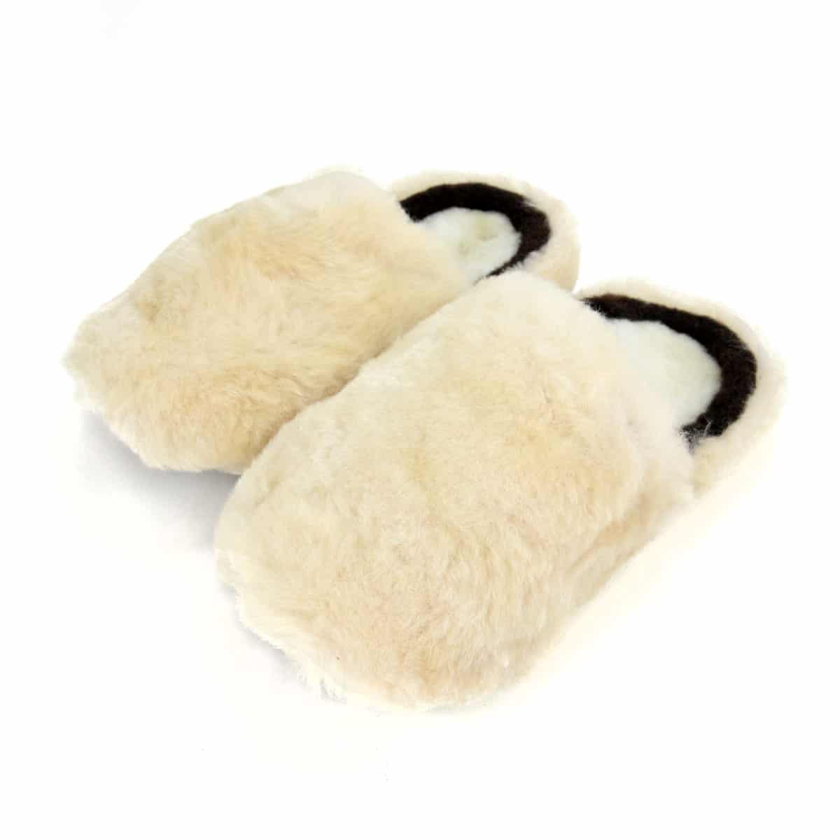 Soft and Comfy Alpaca Fur Slipper White – Inspired Peru